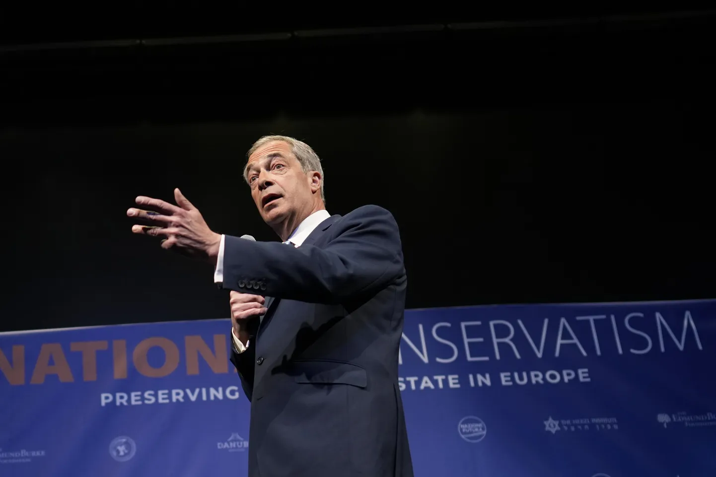 Konverentsi laval võttis sõna Nigel Farage.