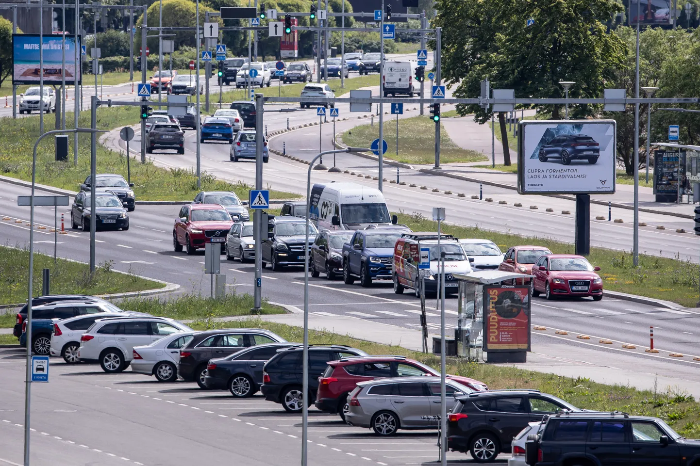 13.07.2023 Tallinn Autod liikluses. Automaks. Foto: Sander Ilvest, Postimees