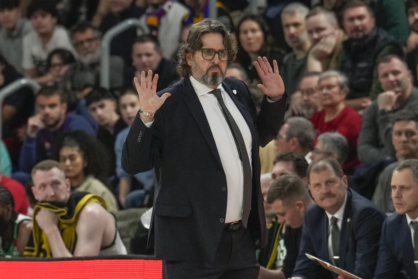 Uue peatreeneri Andrea Trinchieri käe all on Kaunase Žalgiris saanud viiest mängust kolm võitu.