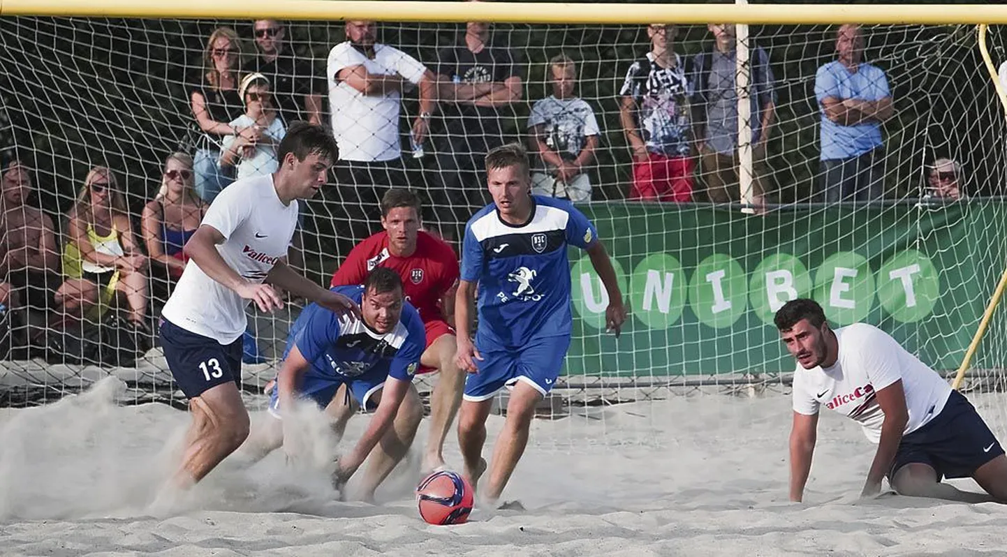 Tasemel rannajalgpall on emotsionaalne, atleetlik, ülikiirelt vahelduvate situatsioonidega mäng. Alates homsest näeme selle ala tippe Pärnu rannas.