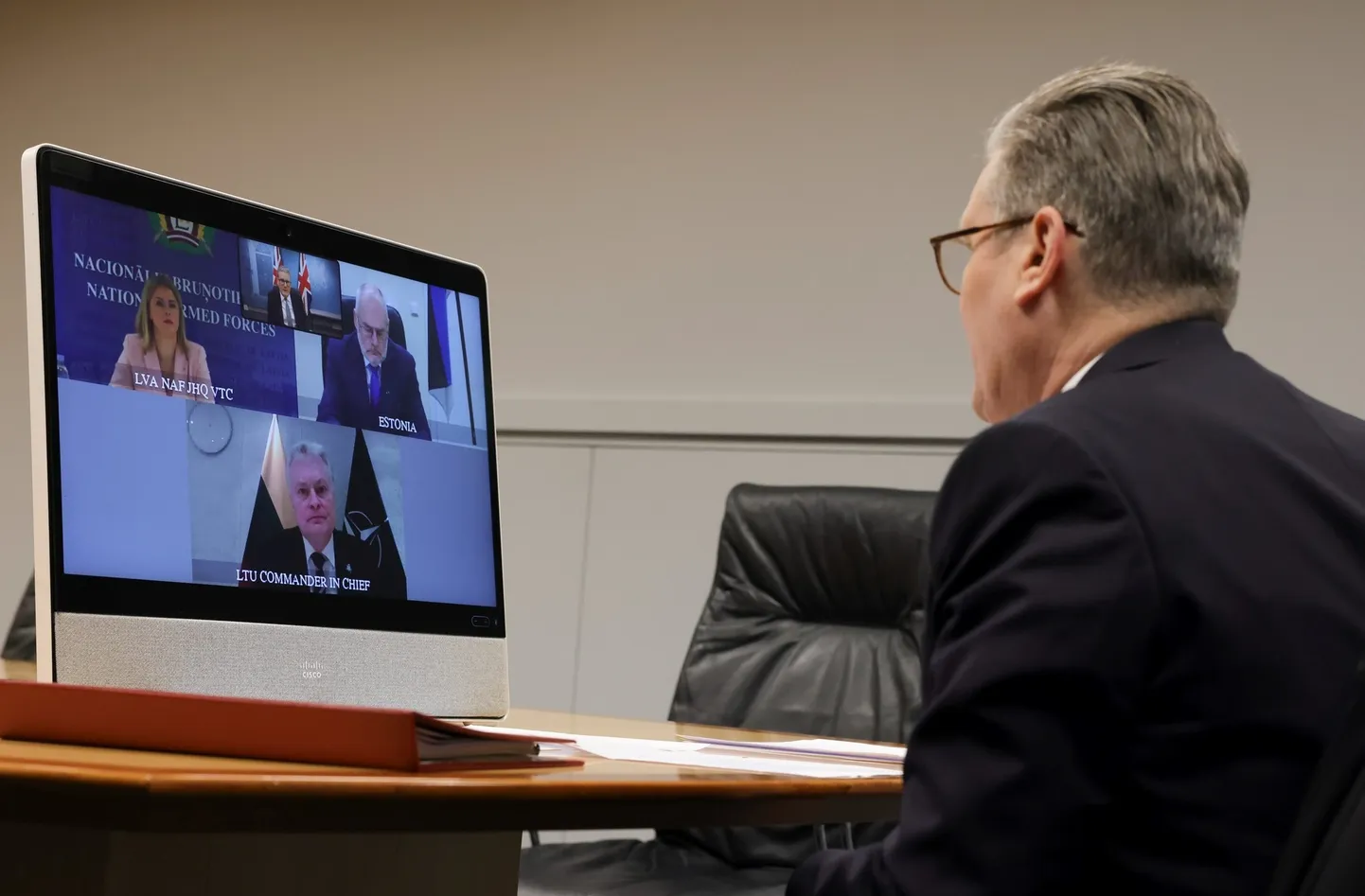 President Alar Karis arutas videosilla teel Ühendkuningriigi peaministri Keir Starmeri ning Läti ja Leedu riigijuhtidega Euroopa ja Ukraina julgeoleku üle pühapäevase Euroopa suurriikide kohtumise eel.