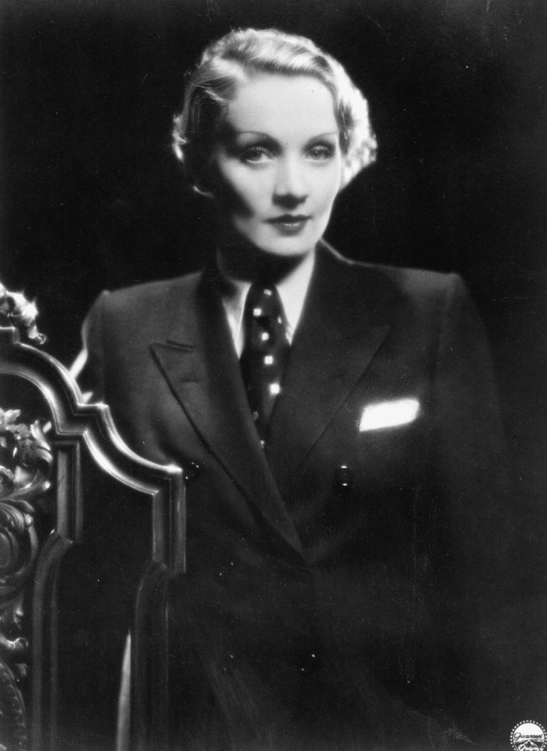 Marlene Dietrich circa 1032