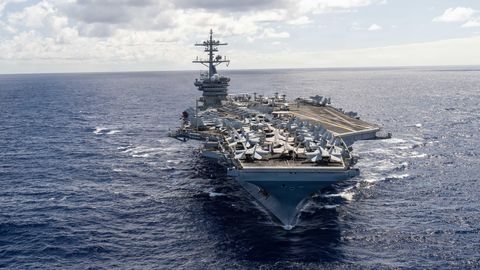 VALMIS RÜNNAKUTE HOOGUSTAMISEKS ⟩ USA saadab Lähis-Idasse veel ühe lennukikandja ja 10 000 sõdurit