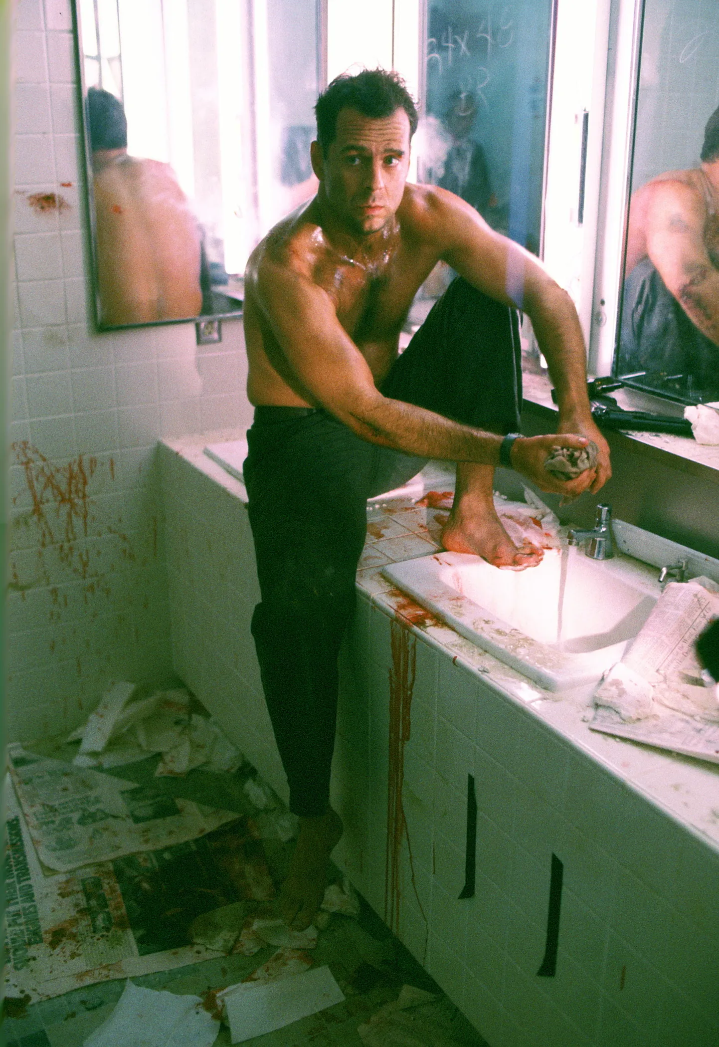 Bruce Willis 1988. aasta filmis «Die Hard» («Visa hing»)