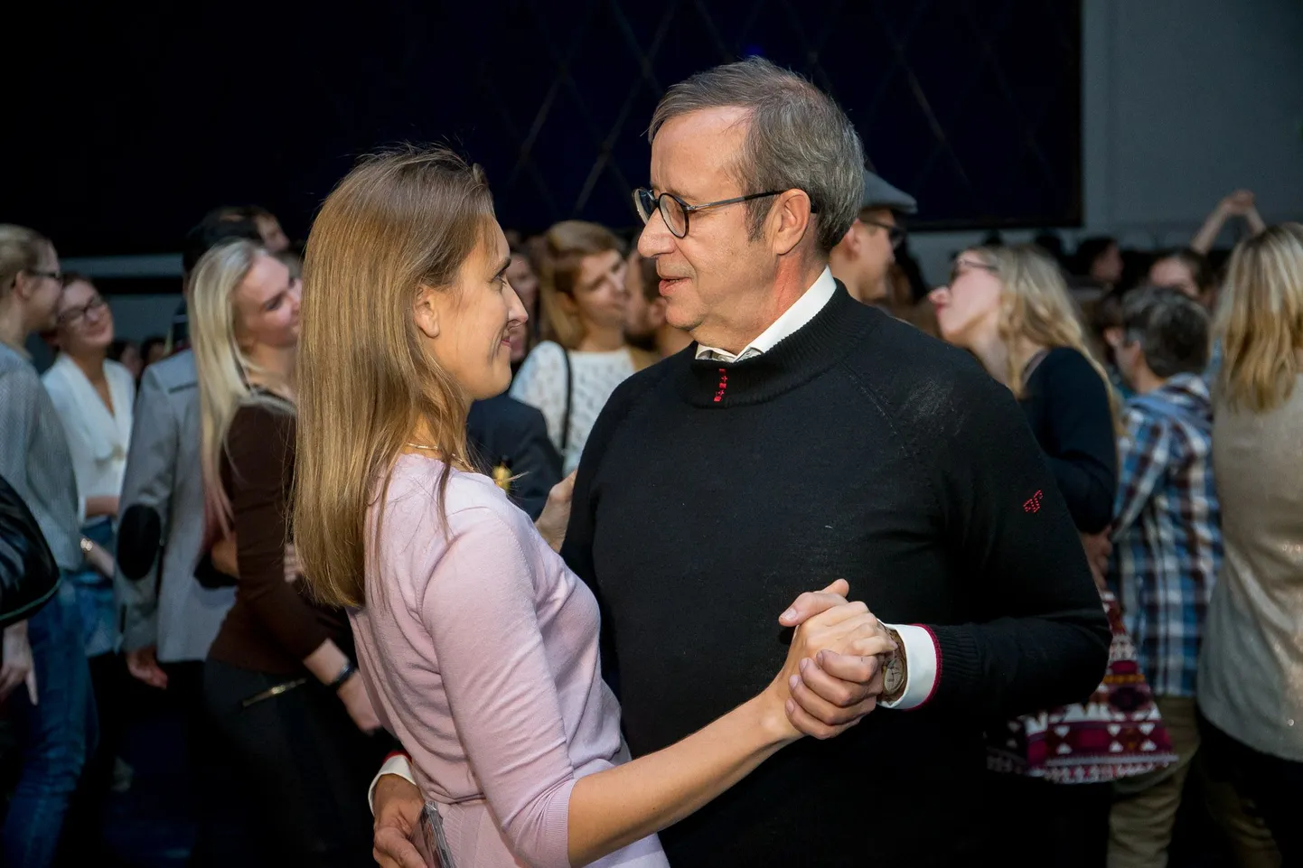 Toomas Hendrik Ilvese plaadi esitluspidu Sõpruses