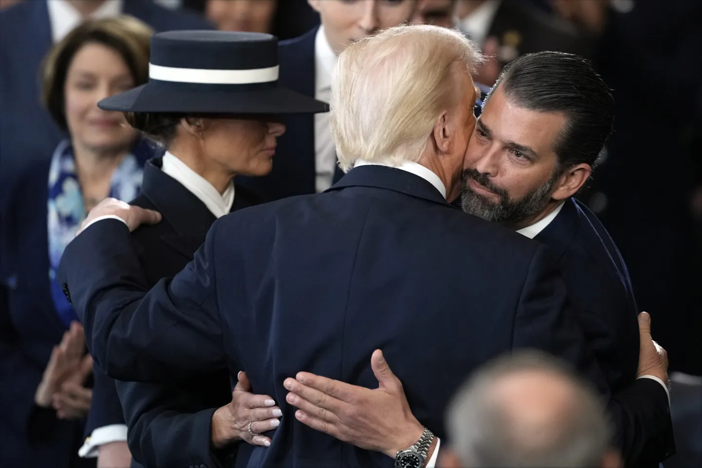 Donald Trump ning Donald Trump jr.