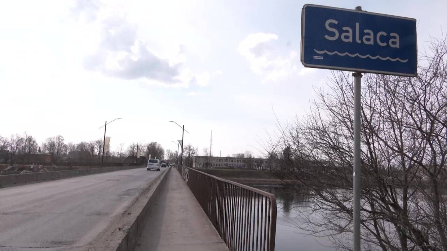 Tehnisko problēmu skartā tilta vietā Salacgrīvā tiks būvēts jauns tilts pār Salacu