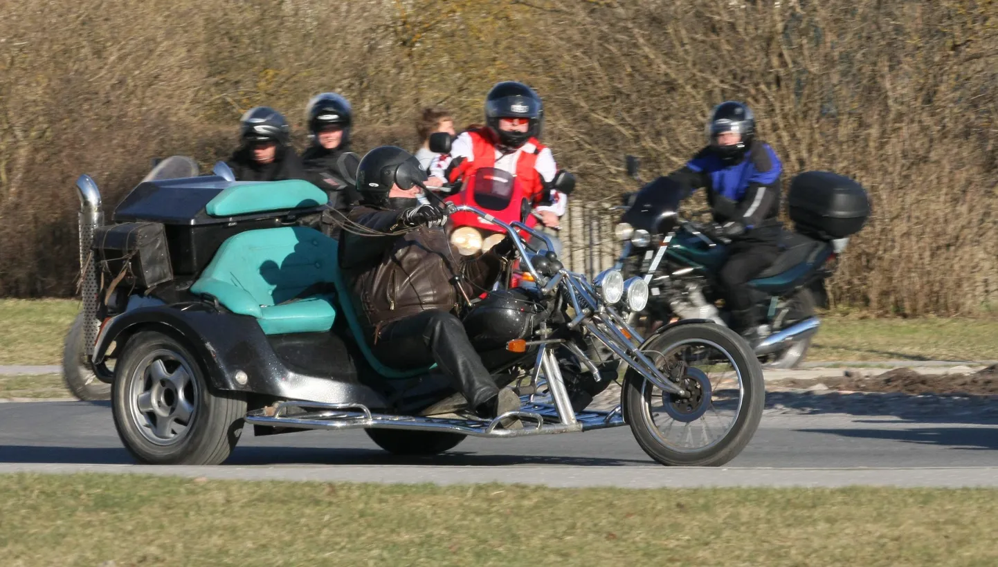Kevadine motoparaad Rakveres.