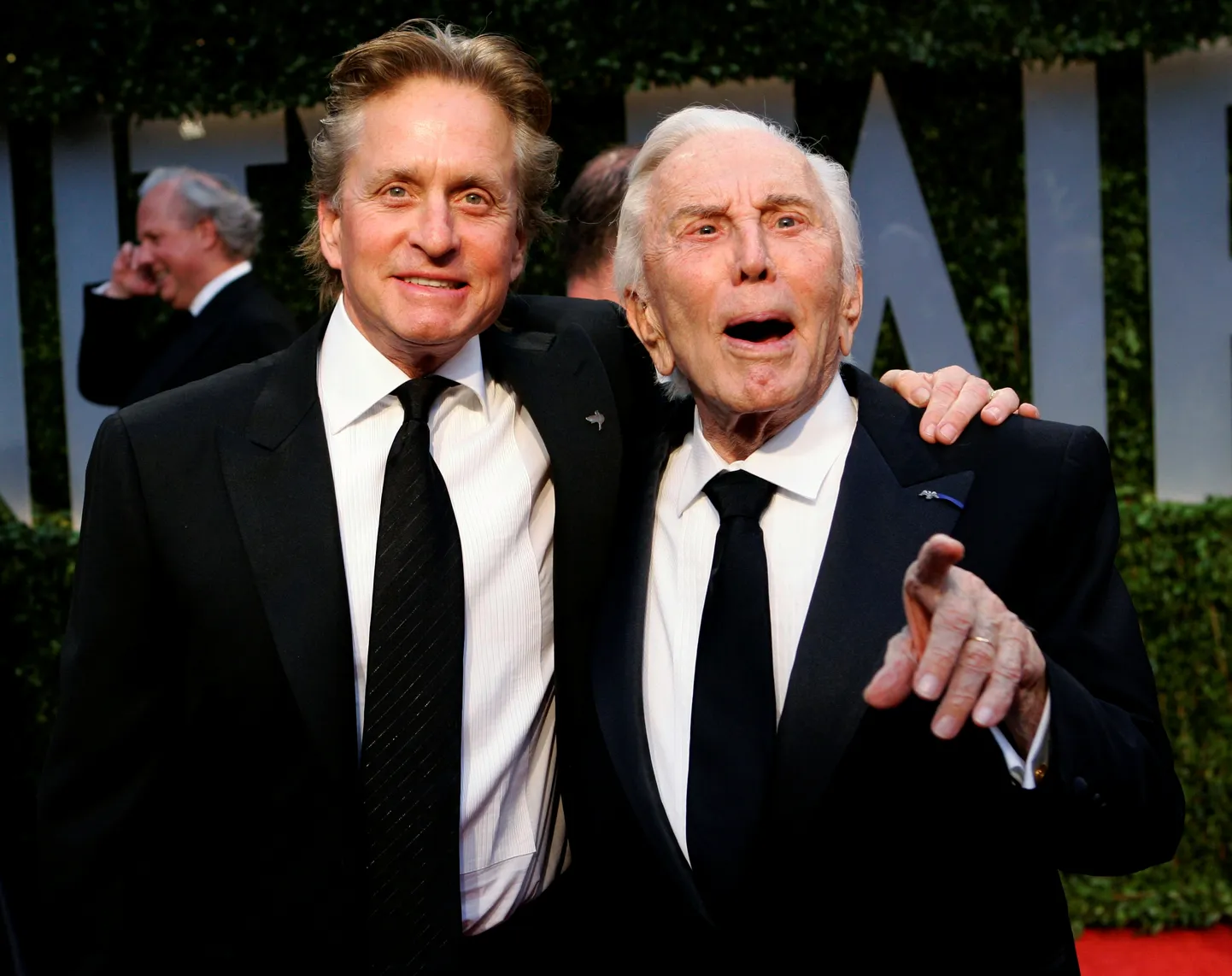 Michael Douglas koos isa Kirk Douglasega.