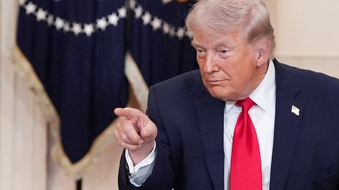 Trump suutis taas hirmutades börsid langema panna