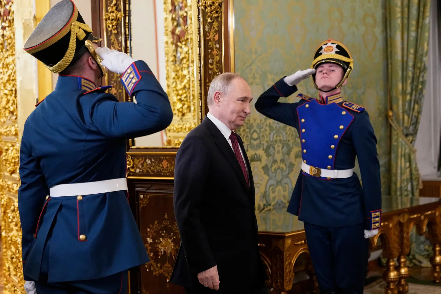 Диктатор Путин