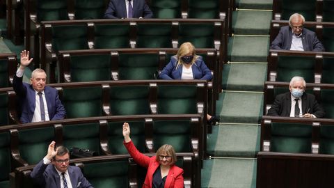 Poola presidendivalimine on neli päeva enne kavandatud tähtaega kaoses