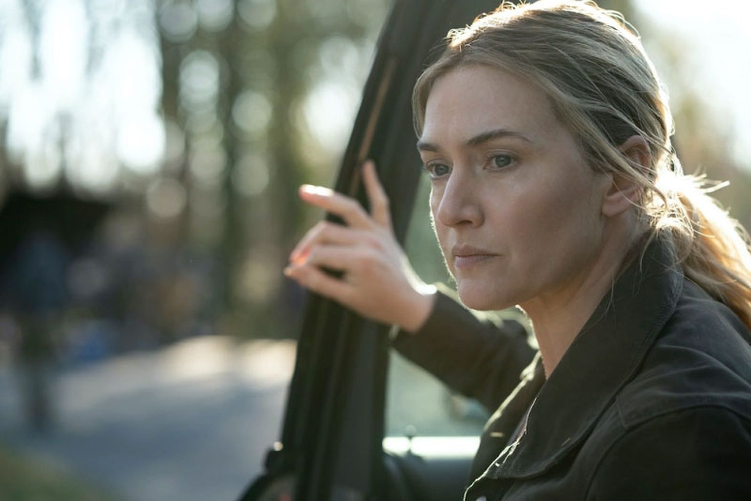 Keita Vinsleta (Kate Winslet) detektīvseriālā "Slepkavība Īsttaunā"