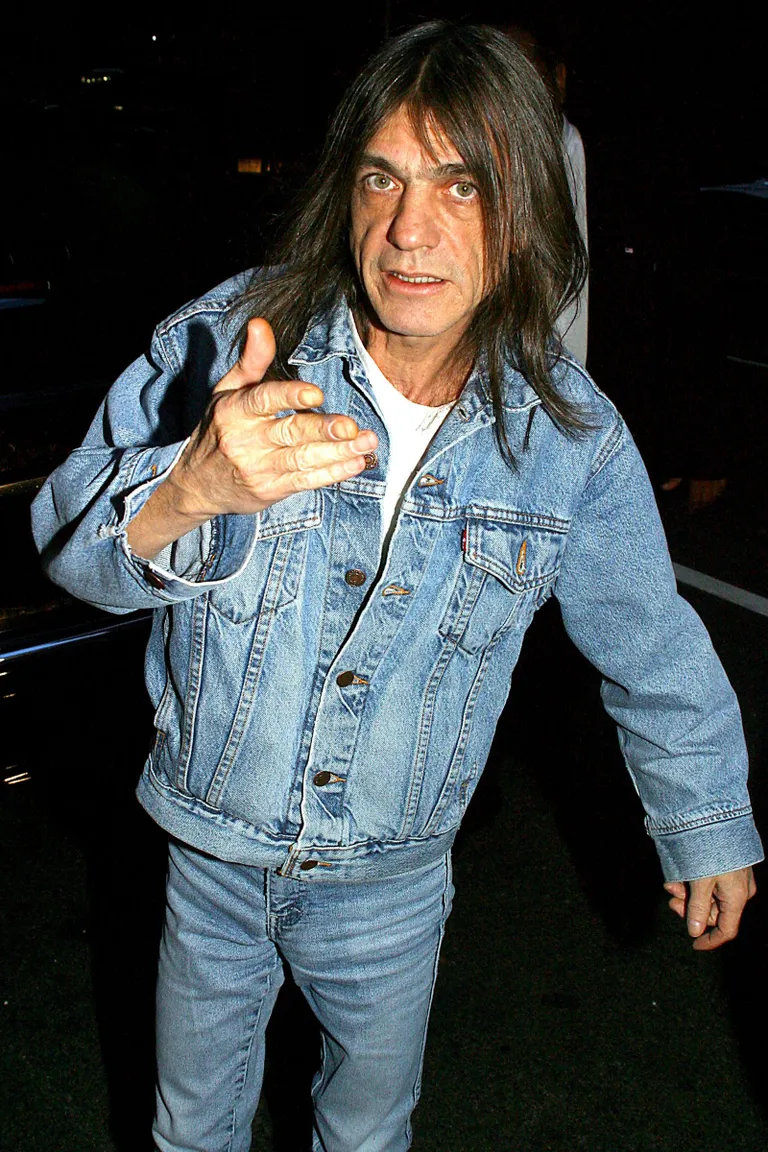 Täna toimus Austraalias Sydneys ansambli AC/DC kitarristi Malcolm Youngi matus