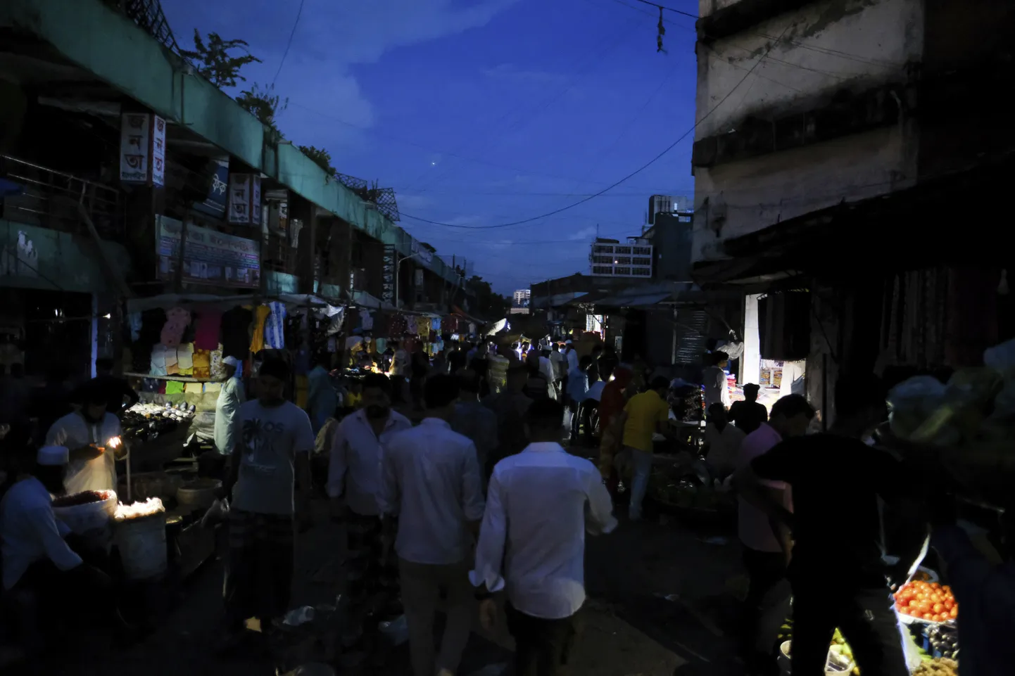 Elektrikatkestus Bangladeshi pealinnas Dhakas 4. oktoober 2022.