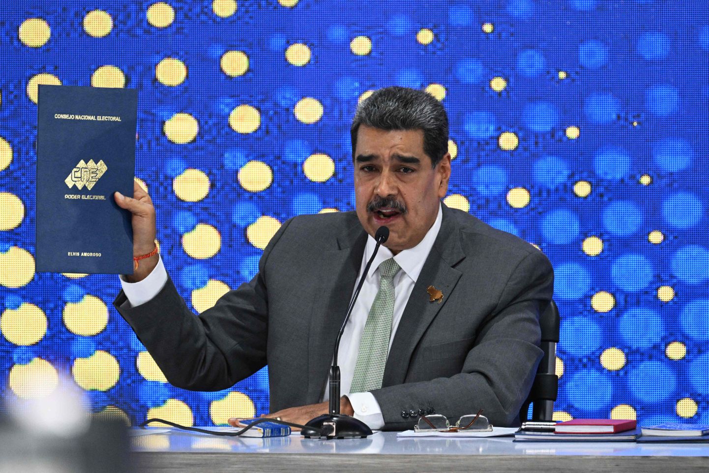 Venezuela president Nicolás Maduro pressikonverentsil.