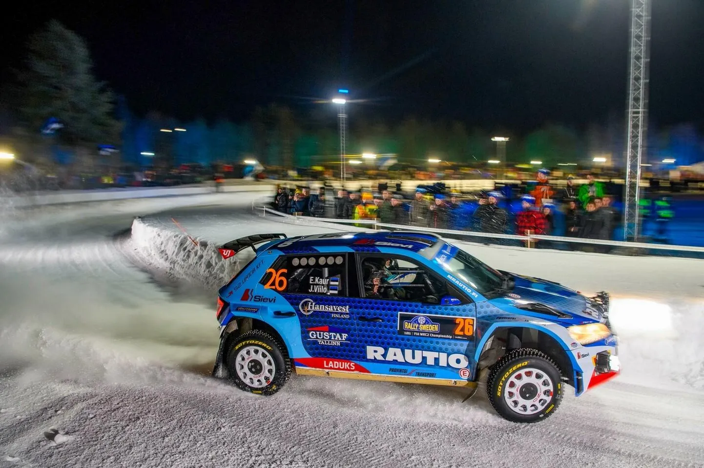 Egon Kaur ja Jakko Viilo kihutasid Rootsi rallil WRC2-klassis 11. koha vääriliselt.