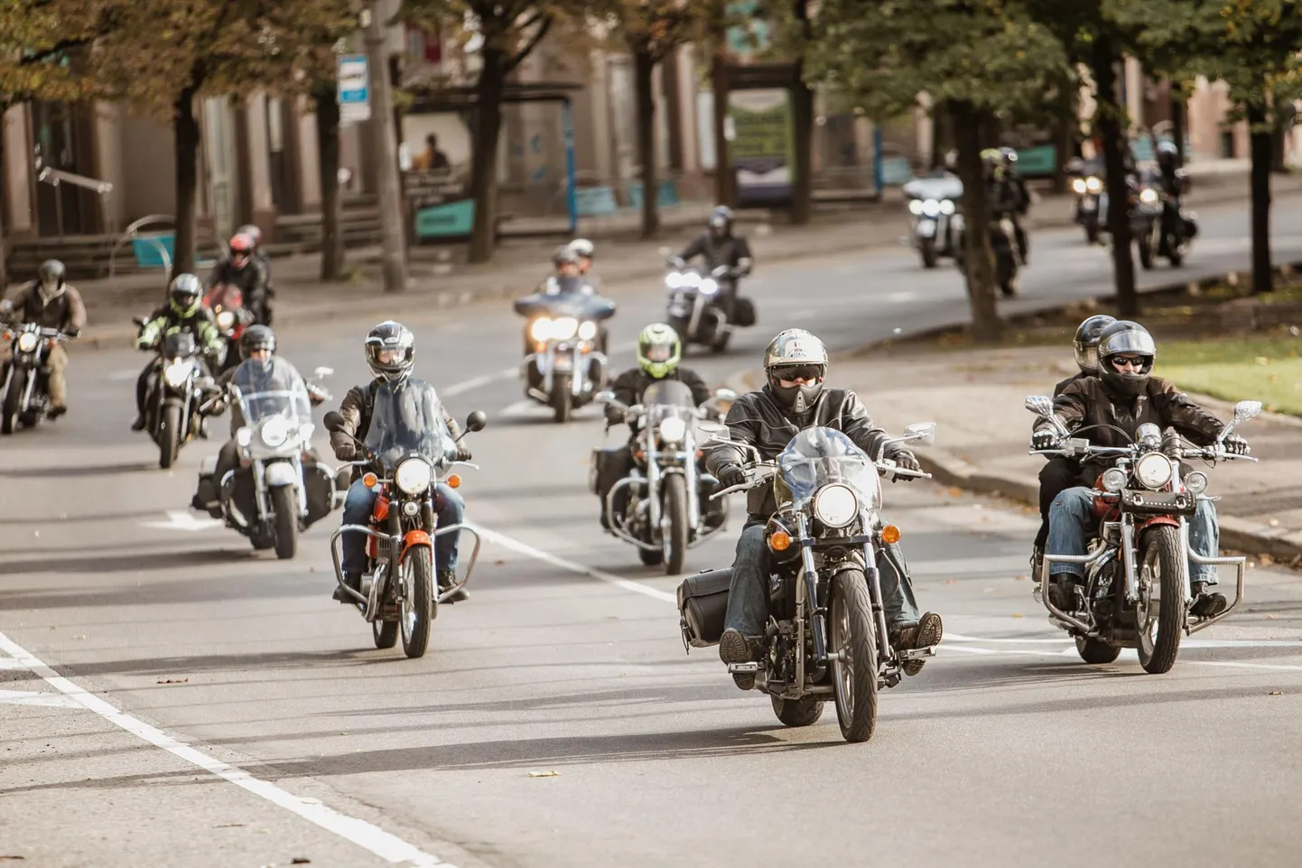 Motohooaja lõpetamise paraad Pärnus.