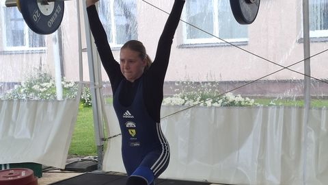 PILDID ⟩ Tõstjad võistlesid Lätis