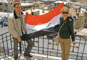 Raamatu autor koos oma abikaasaga Sednayas, Süüria kristlaste linnas.