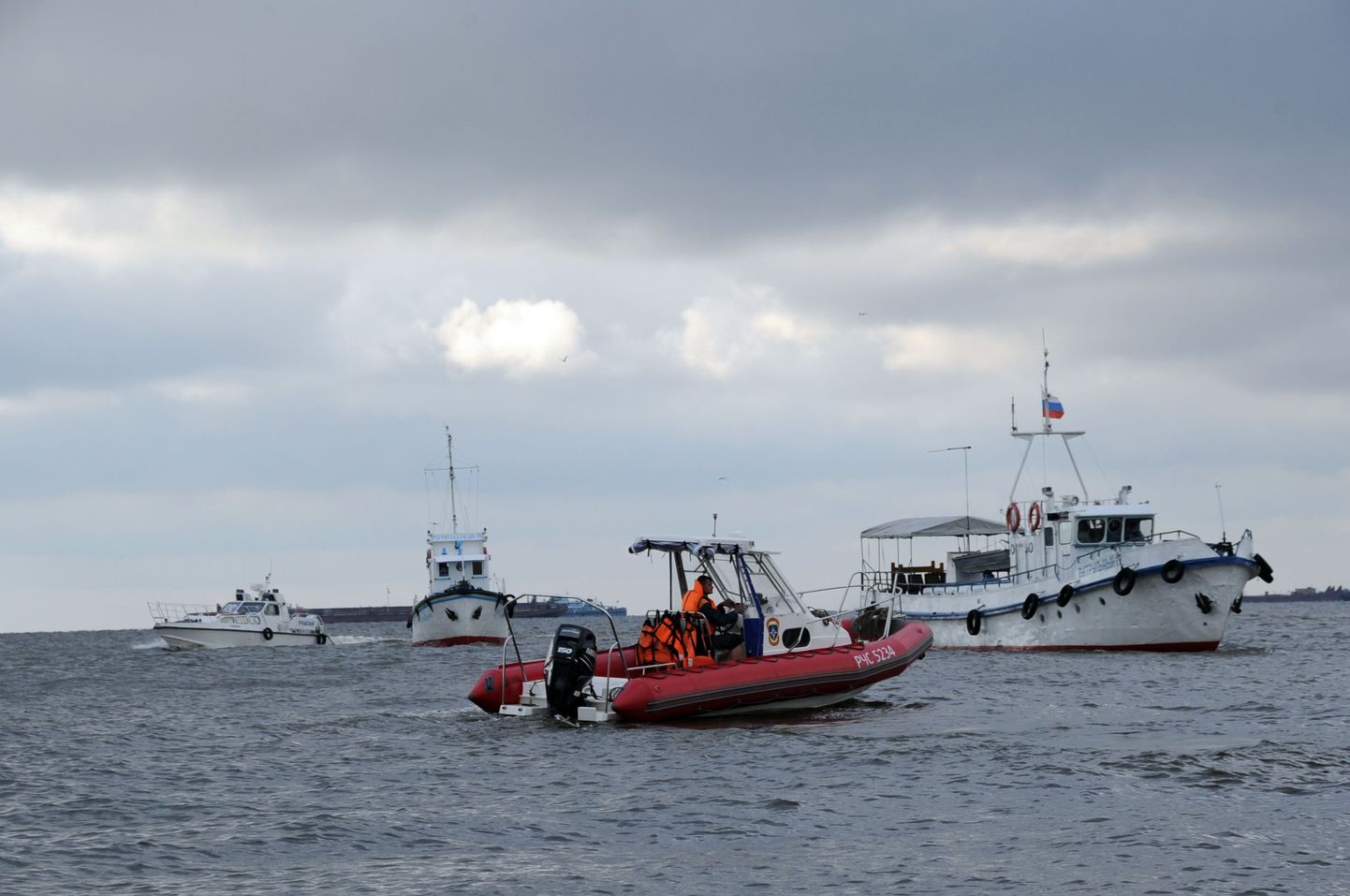 Laevaõnnetuse ohvrite otsingud Volga jõel.
