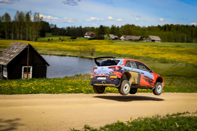 Ott Tänak Lõuna-Eesti ralliradadel