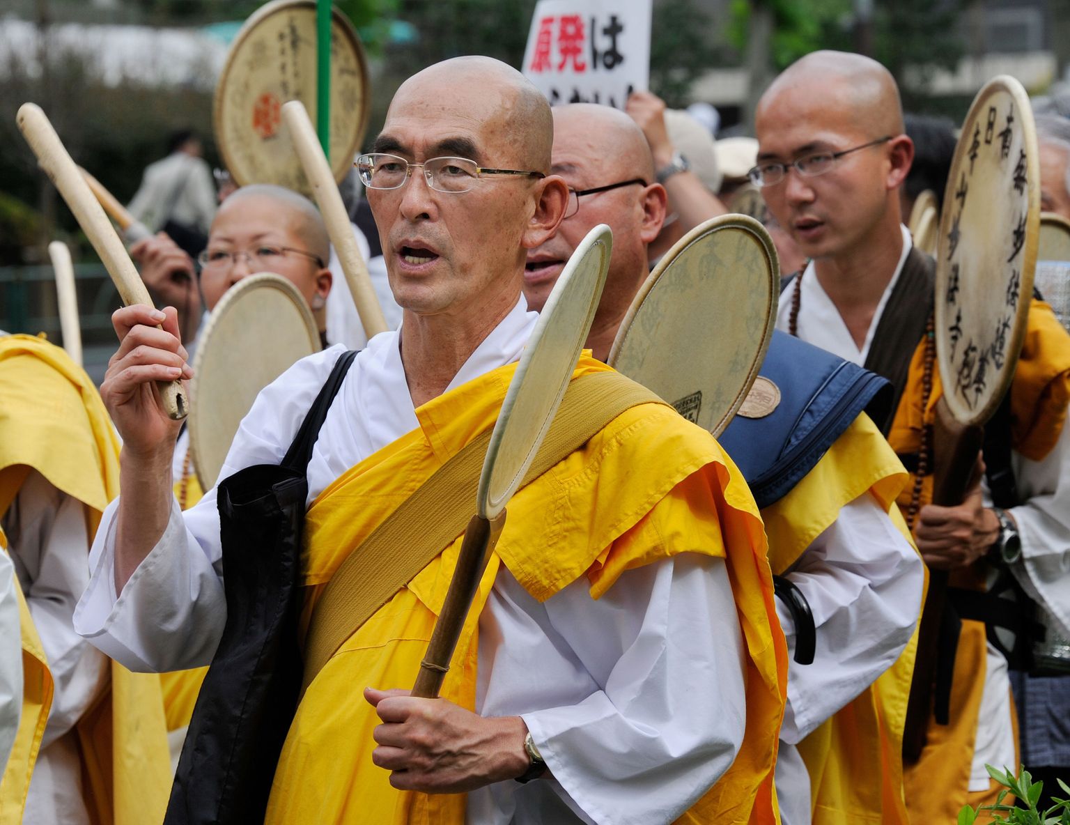Jaapani buda mungad. Pilt on illustreeriv