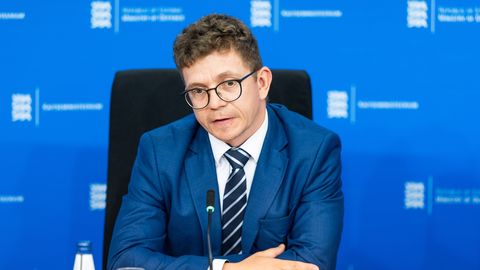OTSEPILT ⟩ Kaitseministeerium annab ülevaate Ukraina sõjast ja õpilastele suunatud programmist