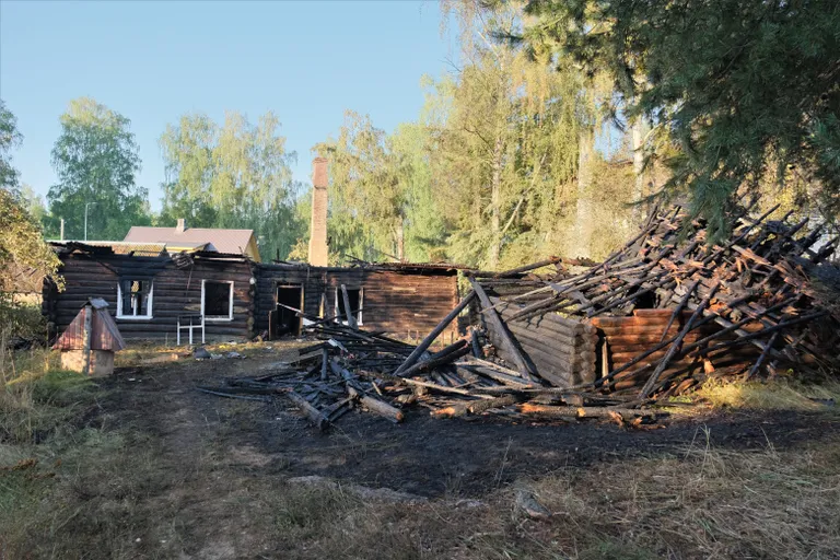 Kolmapäeval tund enne keskööd aset leidnud põlengu tagajärjed.