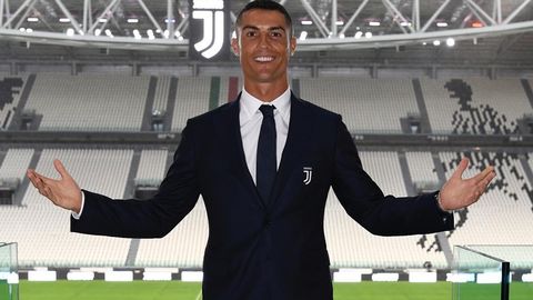 Ronaldo vedas oma Ameerika fänne ninapidi