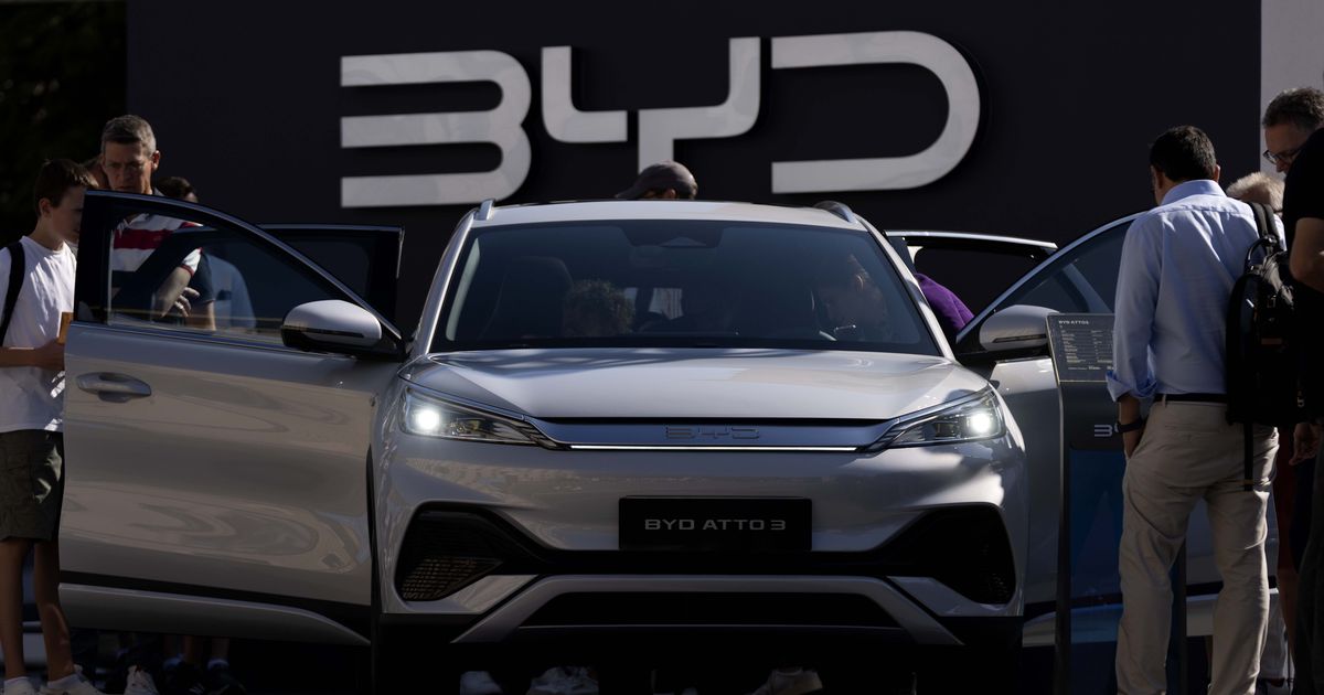 GRAAFIK ⟩ Hiina BYD möödus Teslast ja tõusis maailma suurimaks elektriautode tootjaks