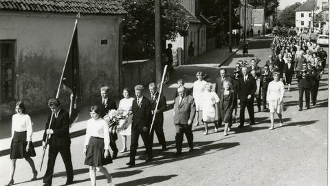 RETROVIDEO ⟩ Tarkusepäev 1972. aastal Kingissepa keskkoolis ehk tänases Hariduse koolis