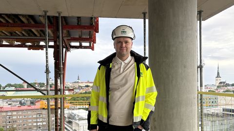 ALAN VÄLI ⟩ Tallinnas ma olen, Saaremaal ma elan
