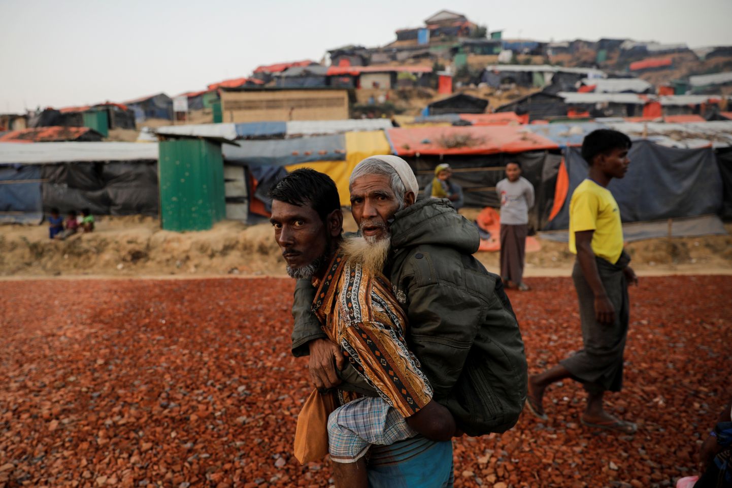 Rohingjad Bangladeshi põgenikelaagris Birma piiri lähedal.