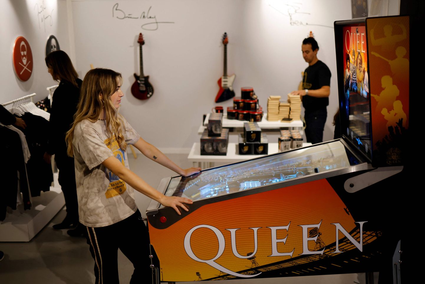 Briti legendaarse rokkansambli Queen pood Londonis.