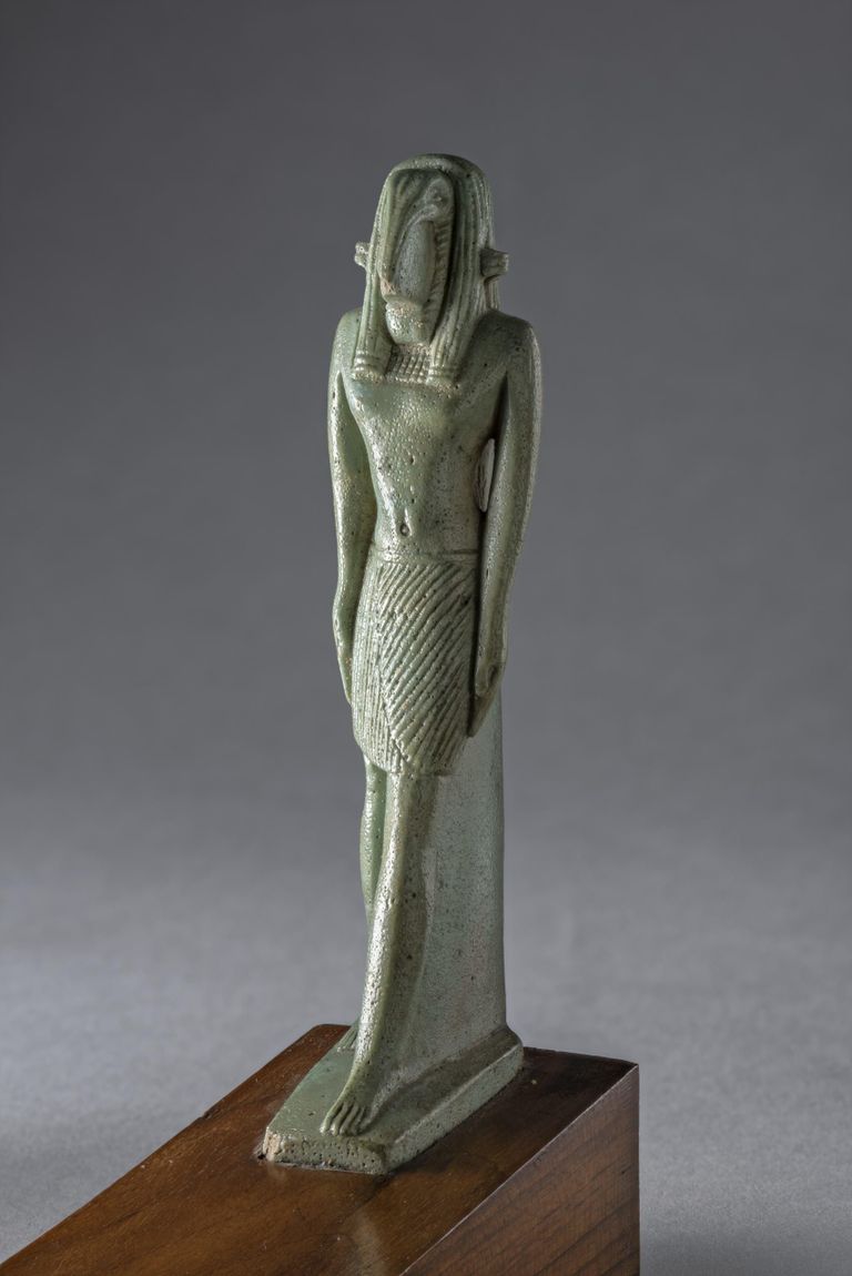 Thothi kujuke. Hilis-Egiptus (722-332 eKr). Fajanss. Egiptus. Omandatud 1824-1888.