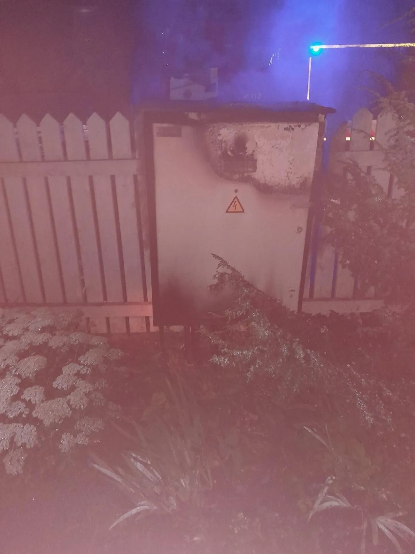 Põlenud elektrikilp Rakveres Vabaduse tänaval.