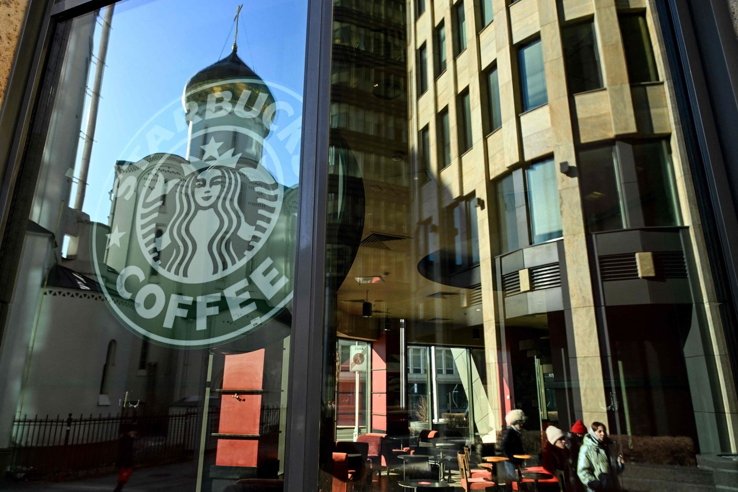 Starbucksi kohvik Venemaa pealinnas Moskvas. Foto on tehtud 10. märtsil 2022. Starbucks on nüüdseks Venemaalt lahkunud