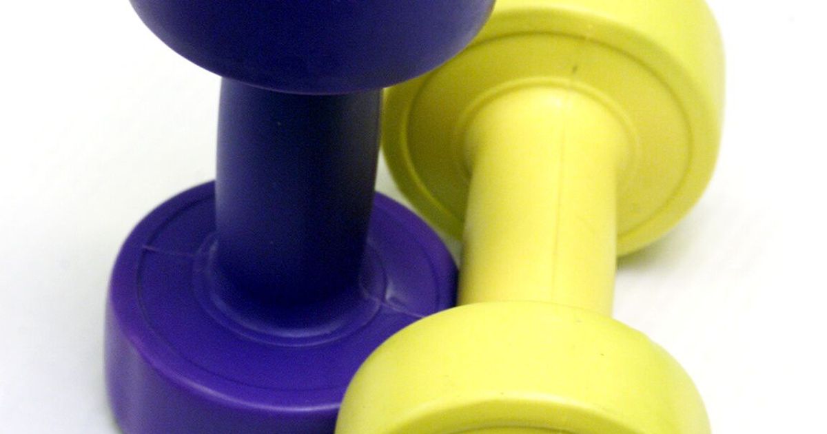 Võluv jõutreening ehk hantlid peeglilauale
