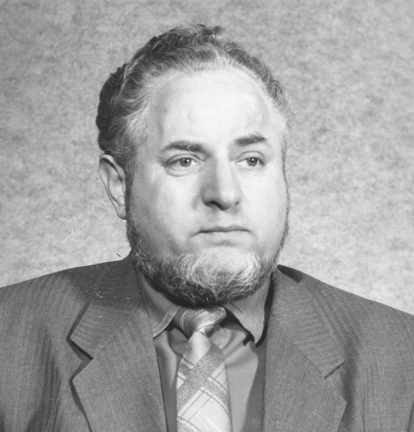 Toomas Bernstein.