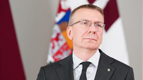 Latvijski predsednik Rinkēvičs nakazuje na možno zamenjavo vlade