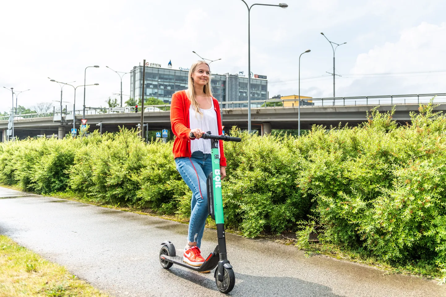 Electric scooter.