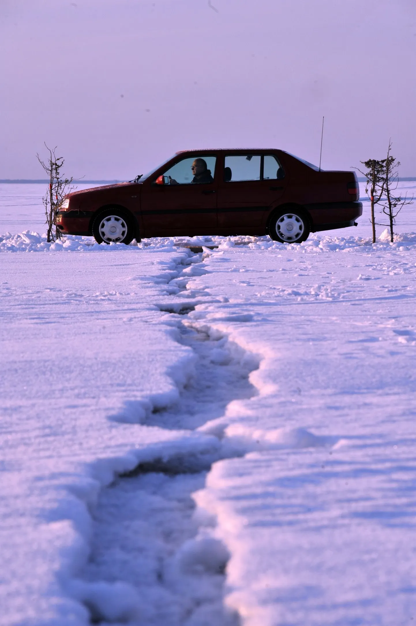 Hiiumaa ja mandri vahelise jäätee ettevalmistus.