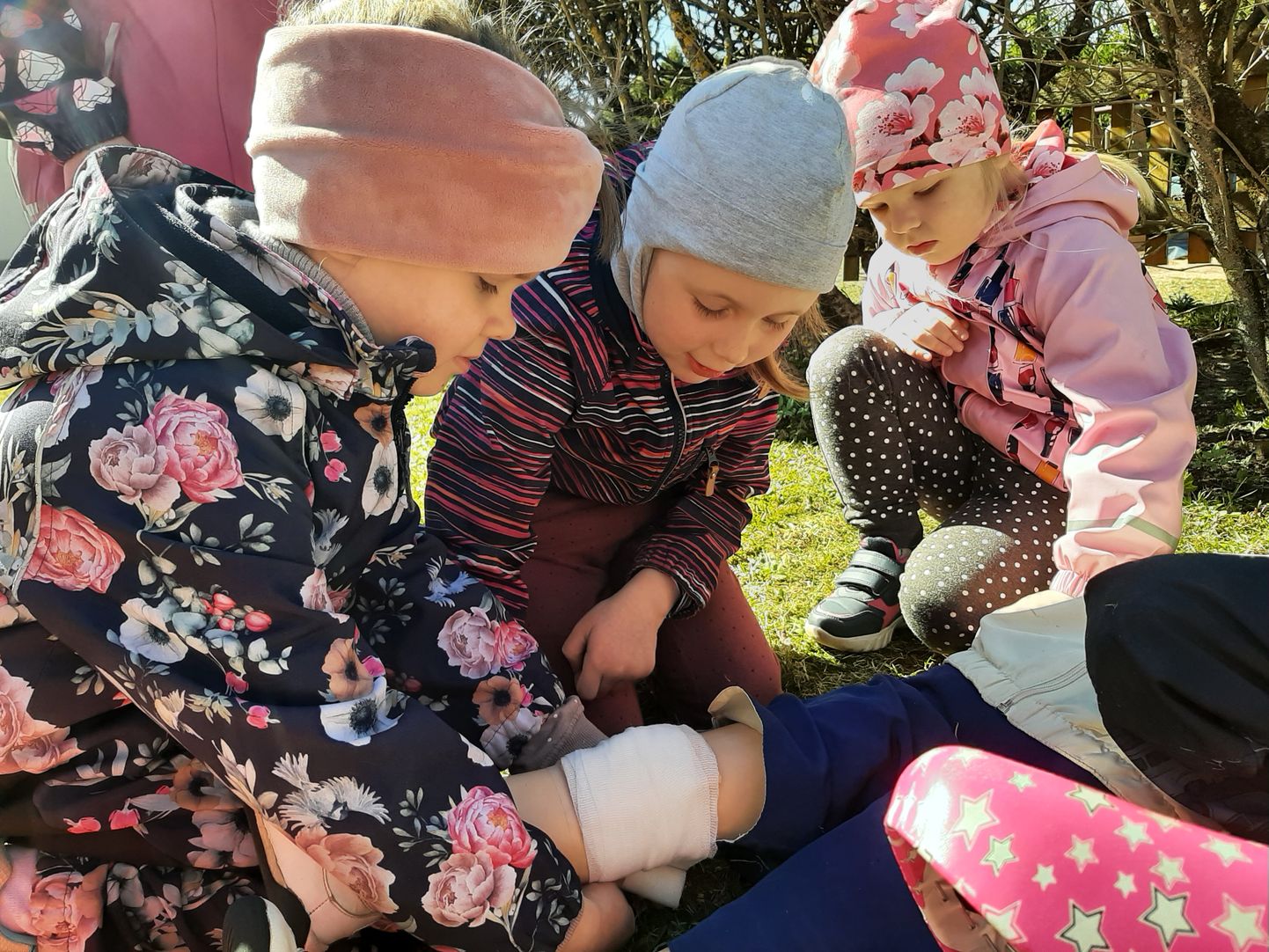Punase Risti Valgamaa selts pani selleks korraks punkti koostööpäevadele neljapäeval Valga lasteaias Buratino, kus kolme päeva jooksul oli tegevuses üle 60 lapse vanuses 5–7 aastat.