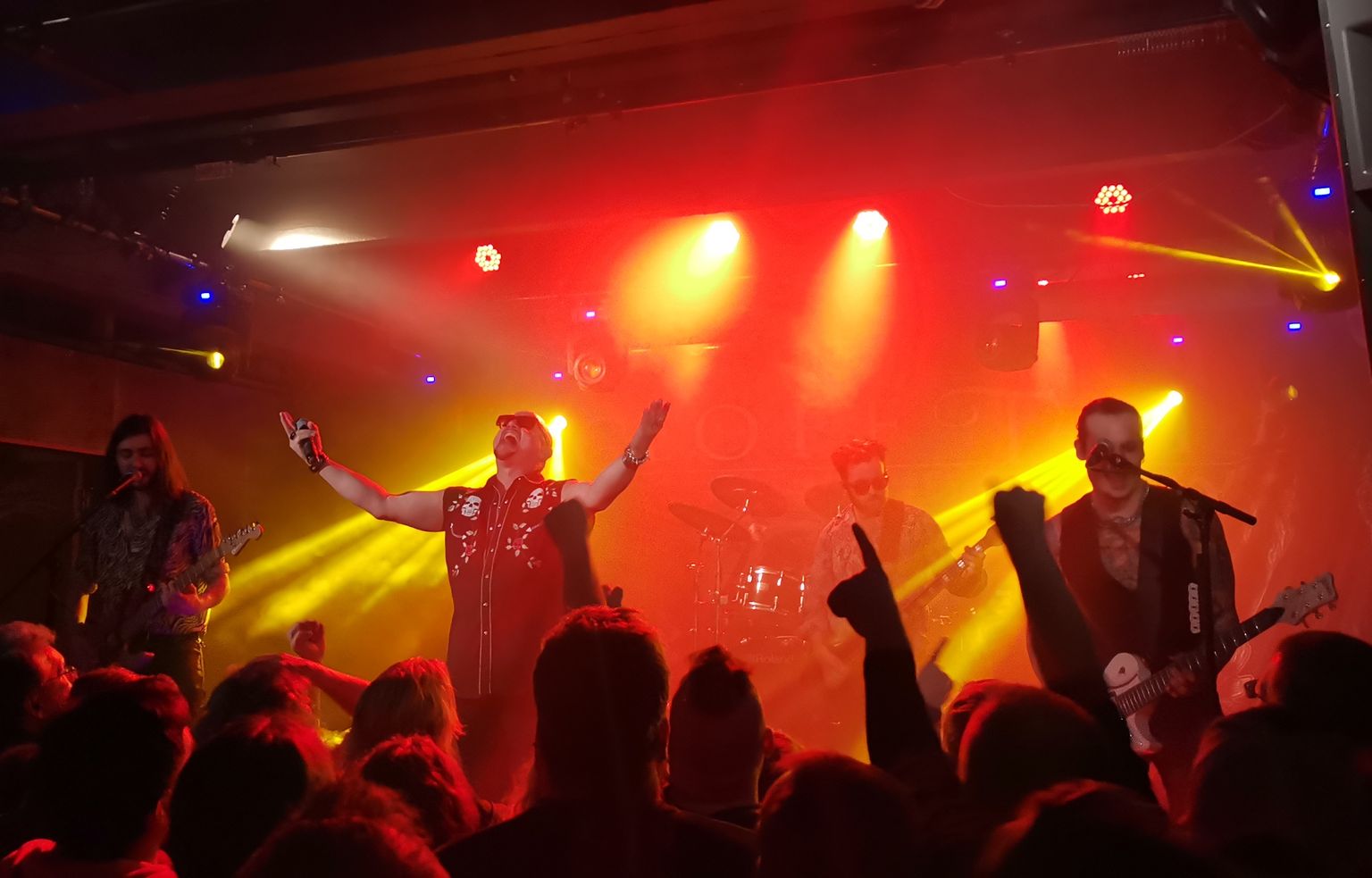 Legendaarse USA hevigrupi Queensrÿche endine solist Geoff Tate esitamas koos  taustabändiga Queensrÿche´i klassikalise perioodi loomingut 7. märtsil Helsingi Ääniwalli klubis.
