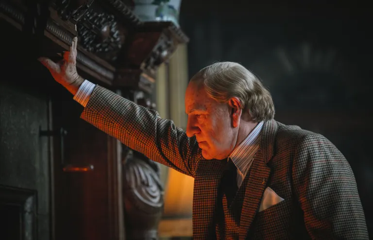 Kaader filmist «All the Money in the World». Pildil Kevin Spacey