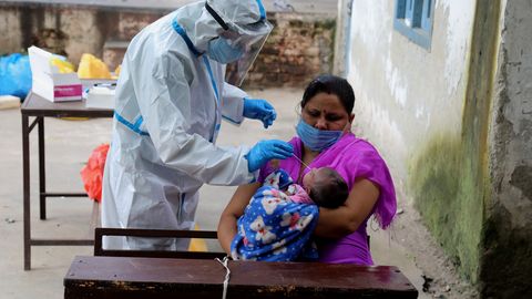 India võimud jätkasid viiruspiirangute leevendamist