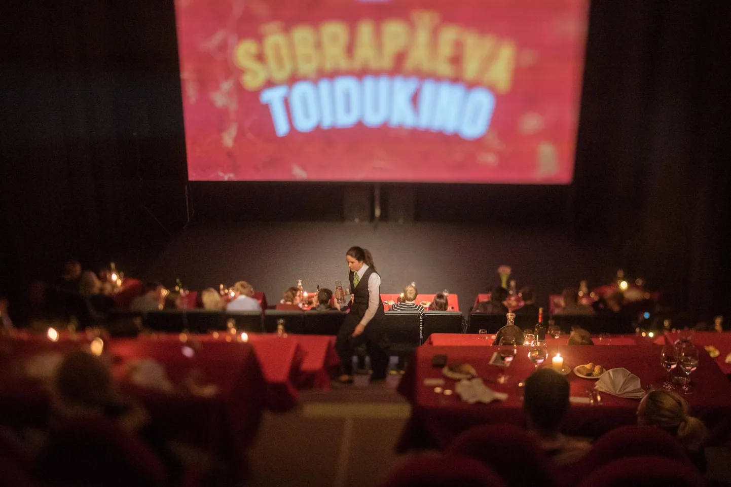 Elektriteater Taru uues teatris, Toidukino