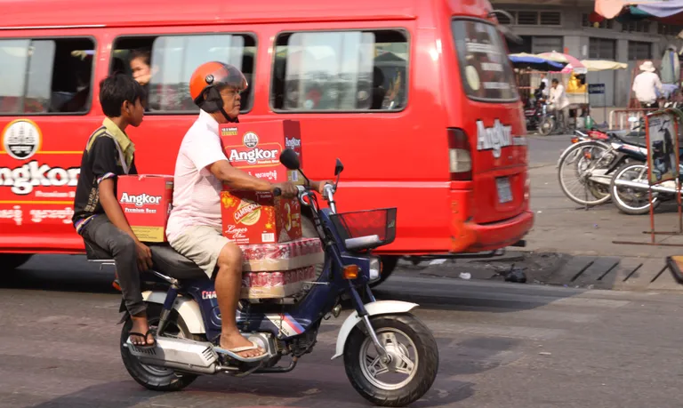 Tänavapilt Phnom Penhist.