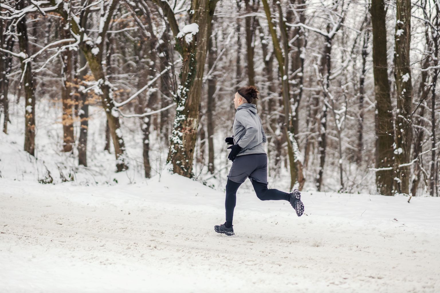Talvel sportimine on tervisele kasulik.